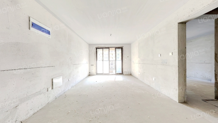 中交荣域A区二手房实景图