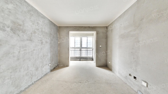 西班牙小镇二期二手房实景图