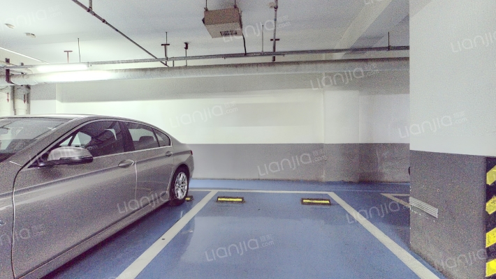 红山世家二手房实景图