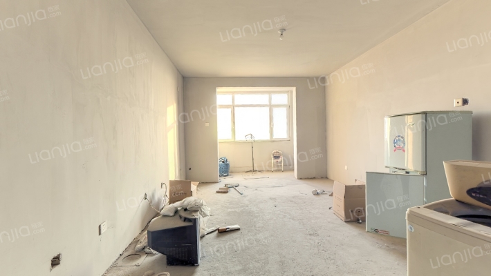 钢研院住宅，环境好，一梯两户，南北2居室-客厅