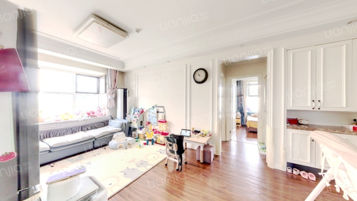 磊鑫河畔阳光二手房实景图