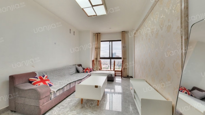 合能枫丹铂麓一期二手房实景图