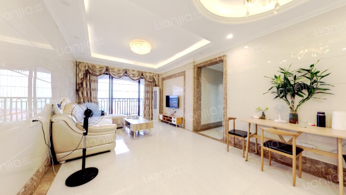 高逸华府二手房实景图