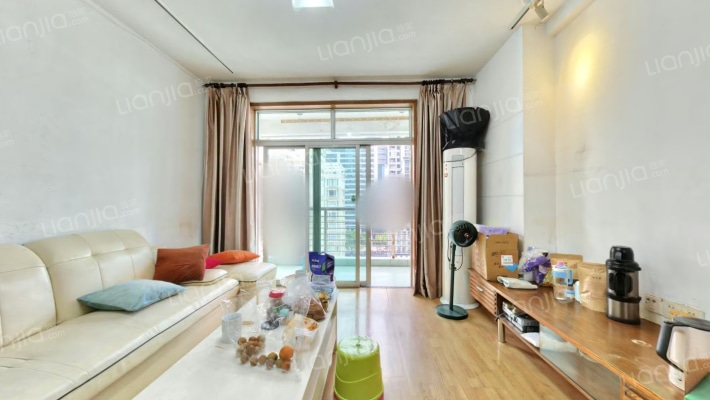 玮鹏花园二手房实景图