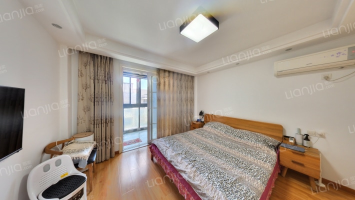 天盛居二手房实景图