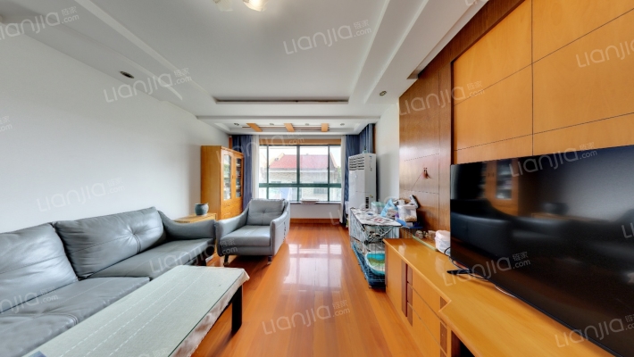 金马珠江苑一区二手房实景图