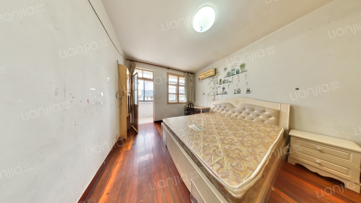 彩香二村二手房实景图