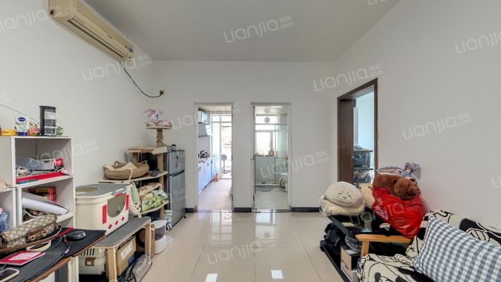 艺丰大厦二手房实景图