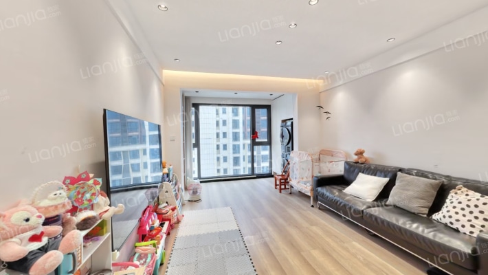 润和国际广场二手房实景图