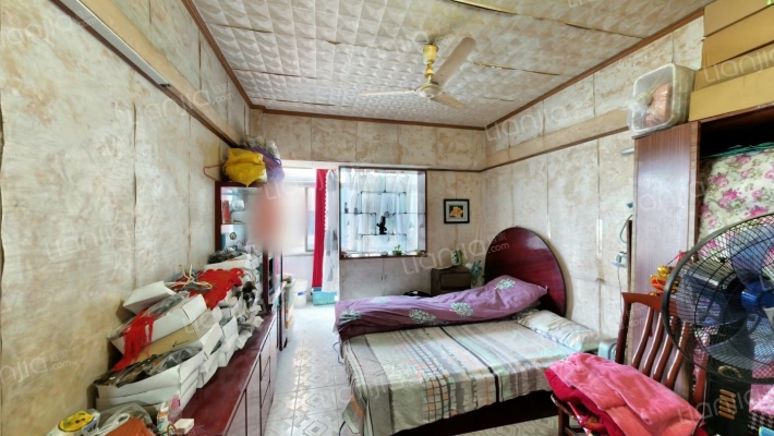 双岗市场综合楼二手房实景图