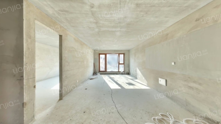 亚泰山语湖二手房实景图