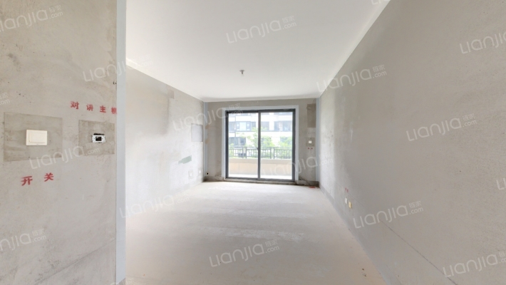 绿地香湖湾5号院二手房实景图