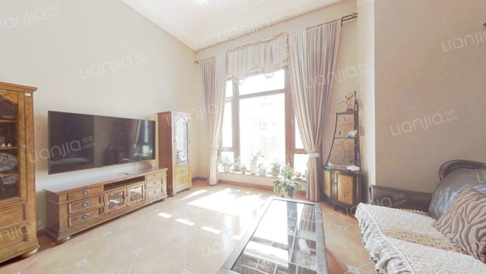 世茂香堤雅二手房实景图