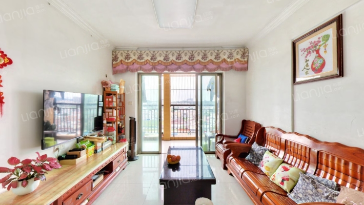 日高卡卡二手房实景图