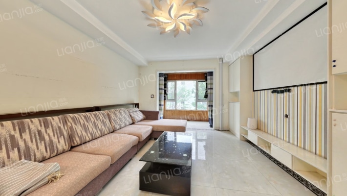 黄金国际二手房实景图