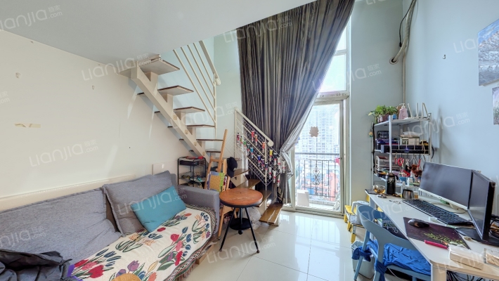 钻石年代二手房实景图