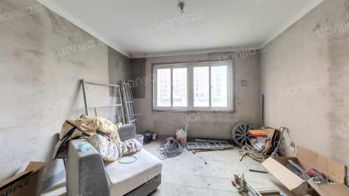 盛唐雅苑二手房实景图