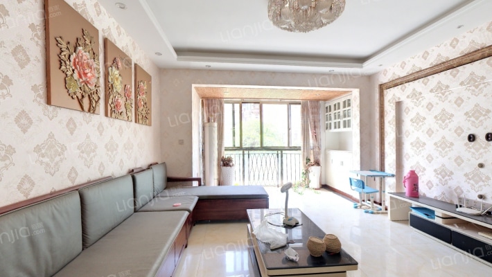 山语间二手房实景图