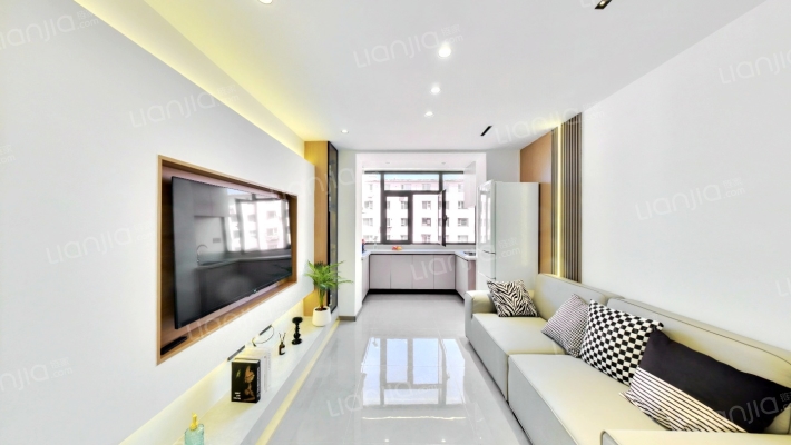 东风小区二手房实景图