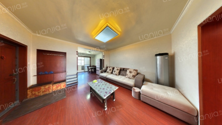 泰山小区二手房实景图