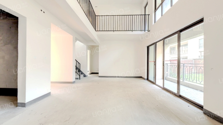 昱澜山二手房实景图