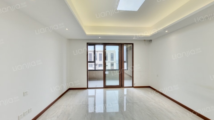 保利天悦一期二手房实景图