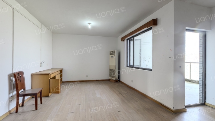 滨水名庭二手房实景图