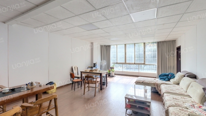 清远市小市八号区二手房实景图