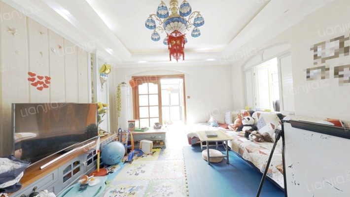 棠湖泊林小镇二手房实景图