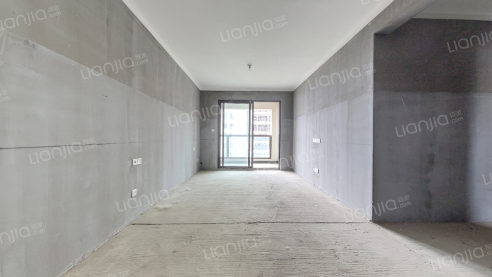 富田城九鼎华府八号院二手房实景图