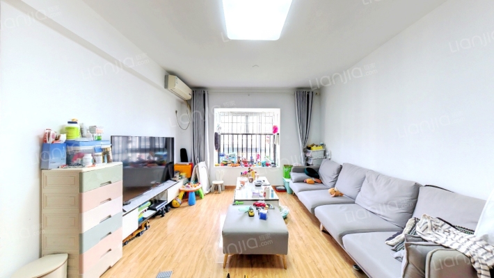 龙峰雅居园二手房实景图