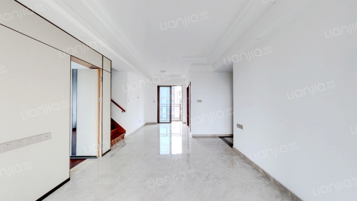 中铁建湖心花园二手房实景图