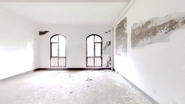 金河名人世家二手房实景图