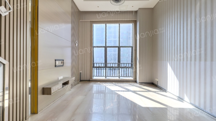 合生骏景广场二手房实景图