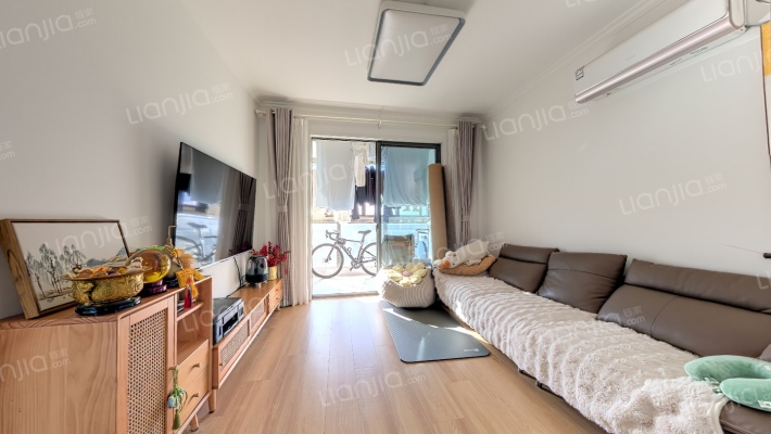 雀梅花园二手房实景图