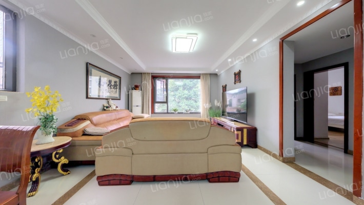 银杏小区二手房实景图