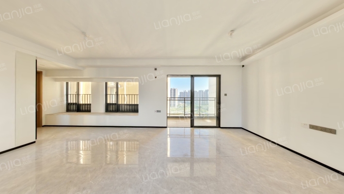 广州悦峰二手房实景图