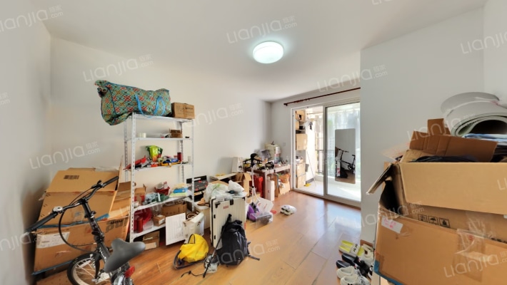 西郊景平苑二手房实景图