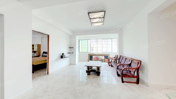 虹阳路49号二手房实景图