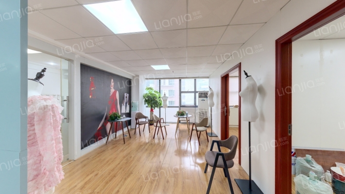 现代国际二手房实景图