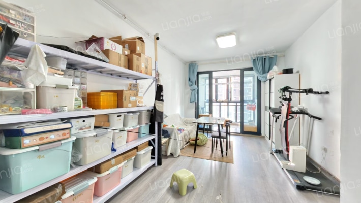 源长花园二手房实景图