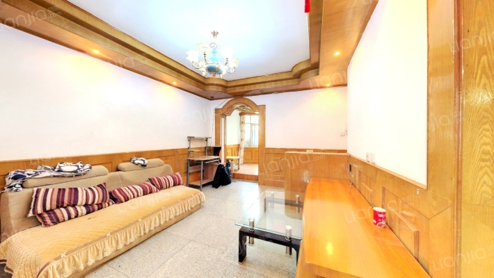 金星小区颐欣里二手房实景图