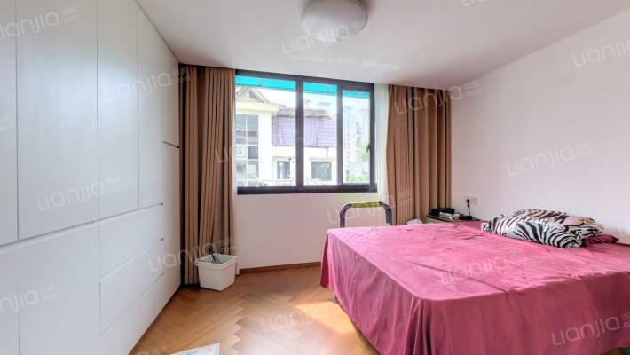 万春小区二手房实景图