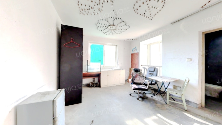 亚太花苑二手房实景图