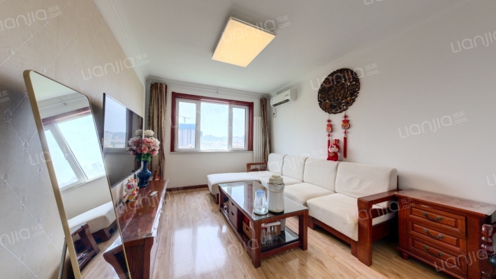 水清新居二手房实景图