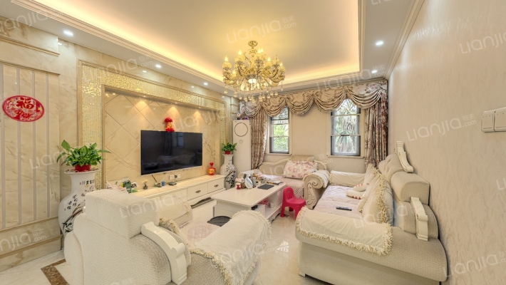 卧龙丽景湾三期二手房实景图