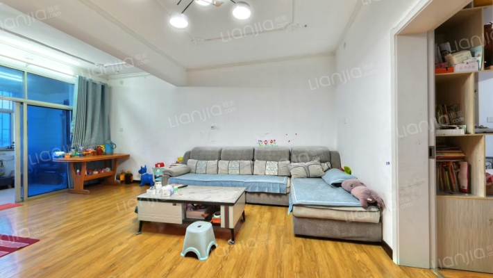 龙安小区二手房实景图