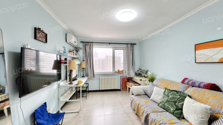 参政胡同19号院二手房实景图