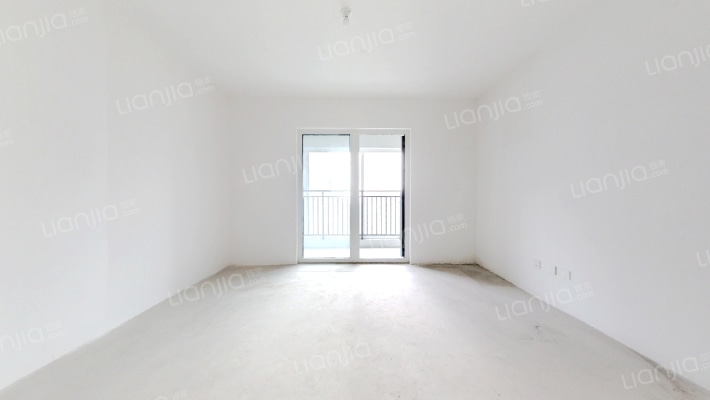 海信依云小镇莱茵二手房实景图