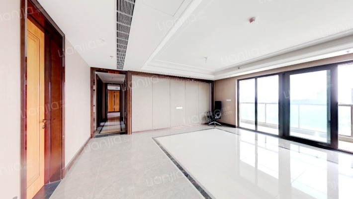 富力十号B区二手房实景图